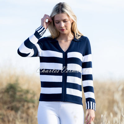 Marble Striped V-Neck Sweater - Style 7446-103 (Navy / White)