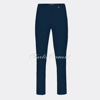 Robell Bella 09 – 7/8 Cropped Cotton Rich Trouser 52682-54056-69 (Navy)
