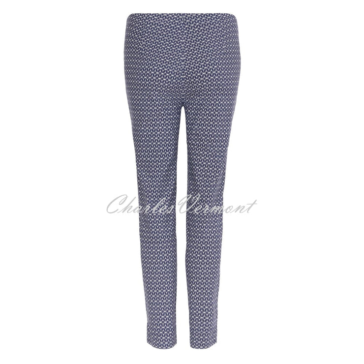Robell Rose 09 – 7/8 Cropped Super Slim Trouser 51622-54886-69 (Navy Abstract Print)