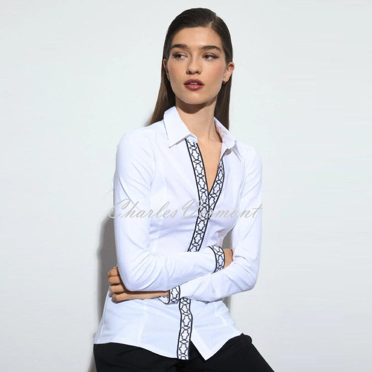 Tinta 'Agustina' Embroidered Blouse - Style 3856901