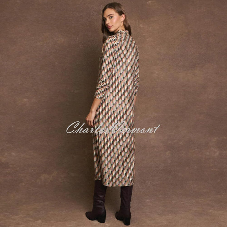 Tinta 'Manantial' V-Neck Dress - Style 3885805