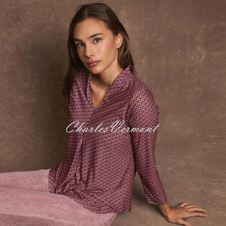 Tinta 'Leonia' V-Neck Top - Style 3891058 (Prune / Multi)