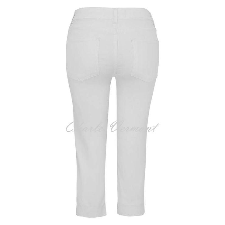 Dolcezza 'White is White' Cropped Straight Leg Jean with Stud Detail - Style 25193