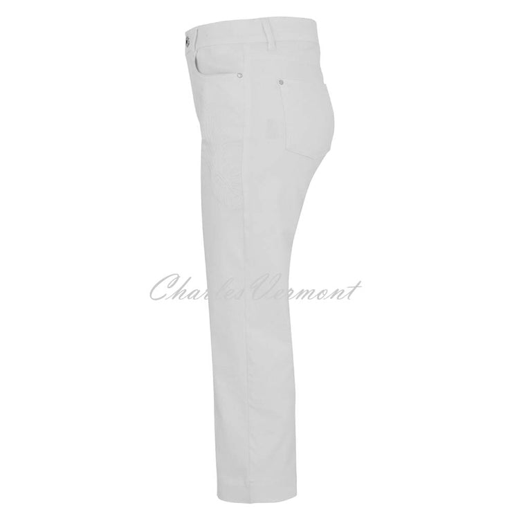 Dolcezza 'White is White' Cropped Wide Straight Leg Jean with Embroidery - Style 25195