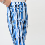 Joseph Ribkoff Abstract Print Cropped Trouser - Style 261223