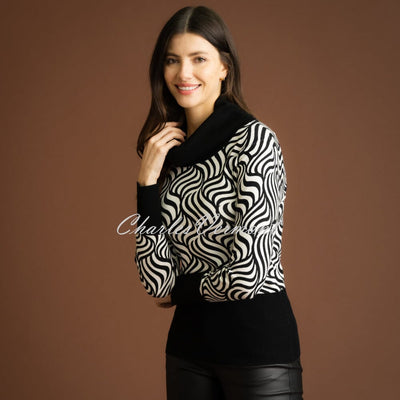 Marble Sweater - Style 7118-104 (Ivory / Black)