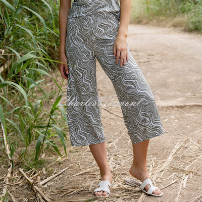 Marble Wave Print Culotte Trouser - Style 7408-123 (Khaki / White)