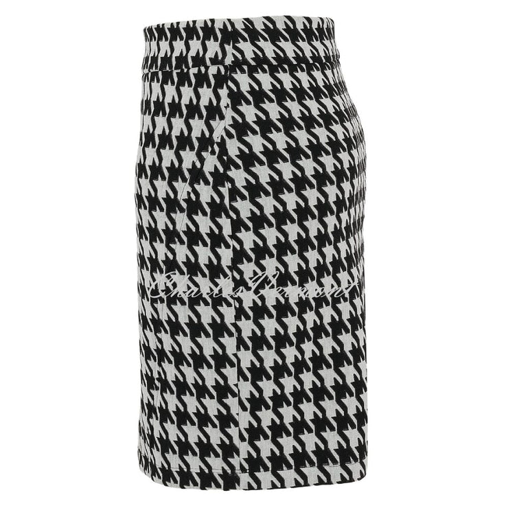 Dolcezza 'Out On The Town' Houndstooth Skirt - Style 75104