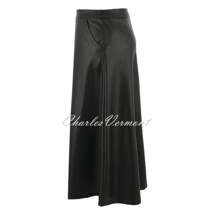 Dolcezza 'City Rock' Faux Leather Skirt - Style 75152