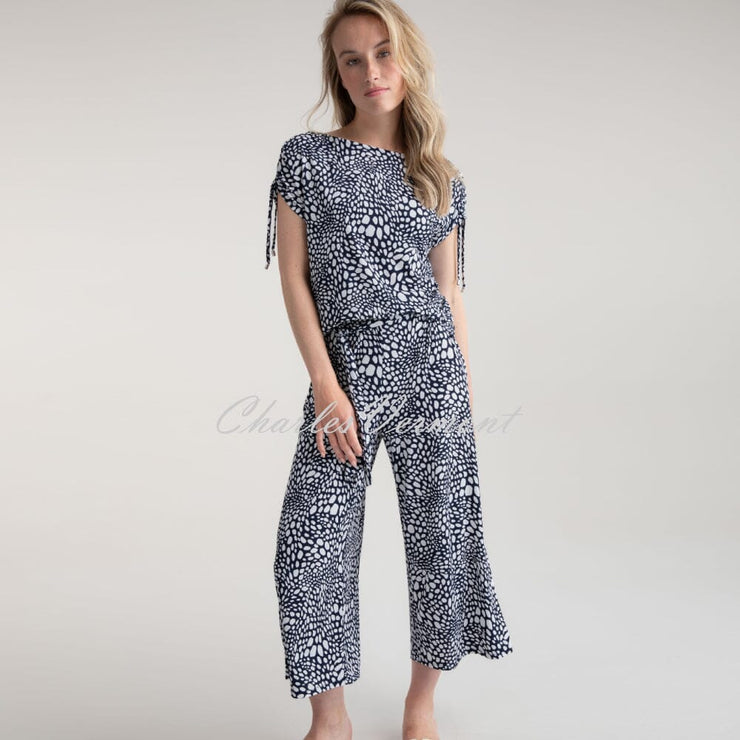 Marble Abstract Print Culotte Trouser - Style 7940-103 (Navy)