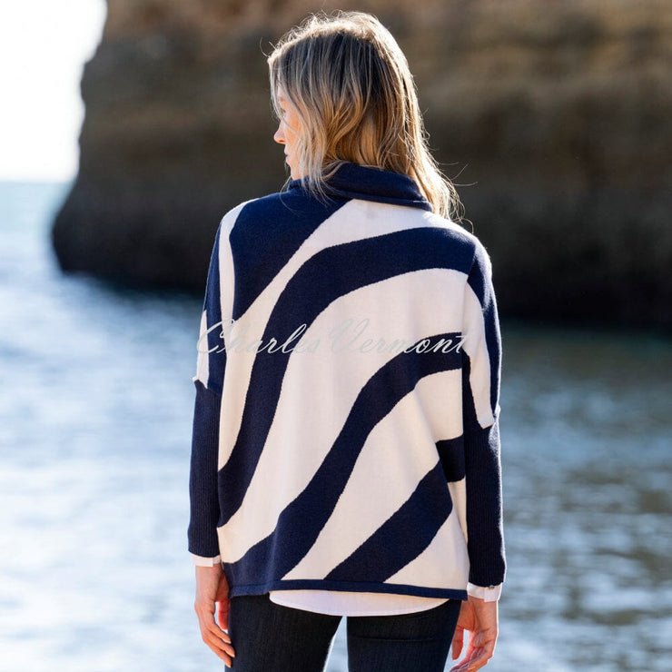 Marble Contrast Wave Pattern Sweater - Style 8068-103 (Navy / White)