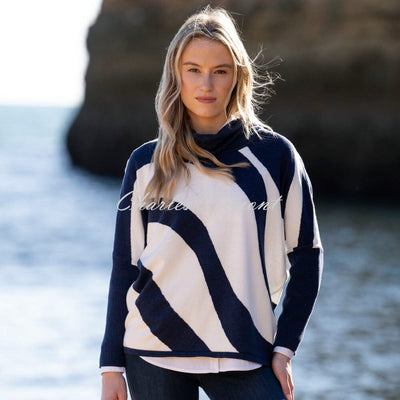 Marble Contrast Wave Pattern Sweater - Style 8068-103 (Navy / White)