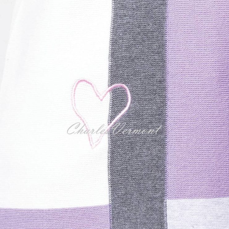 Alison Sheri Sweater With Embroidered Heart Detail - Style A42170