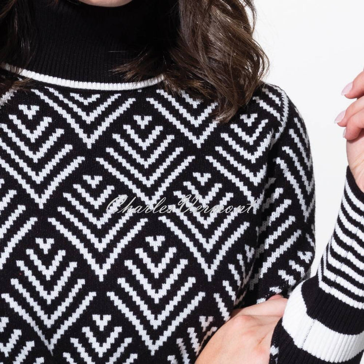 Alison Sheri Patterned Sweater - Style A42275
