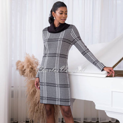 Alison Sheri Chevron Print Knit Dress - Style A42319