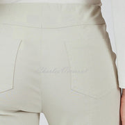 Robell Bella 09 - 7/8 Cropped Trouser 51568-5499-111 (Cream)