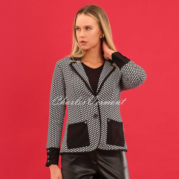 Dolcezza 'Bold & Black' Blazer Jacket - Style 75113