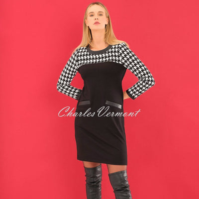 
Dolcezza 'Out On The Town' Houndstooth Dress - Style 75105
