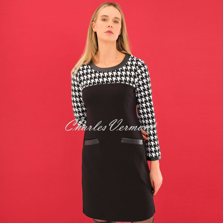 
Dolcezza 'Out On The Town' Houndstooth Dress - Style 75105
