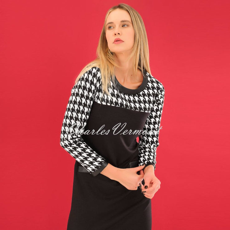 
Dolcezza 'Out On The Town' Houndstooth Dress - Style 75105
