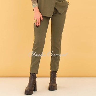Dolcezza 'Sporty Chic' Smart Jogger Trouser - Style 75176 (Khaki)