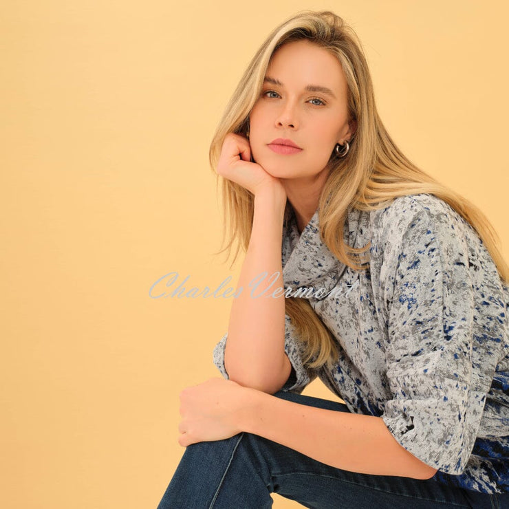 Dolcezza 'Storm Peaks' Cowl Neck Top - Style 75133
