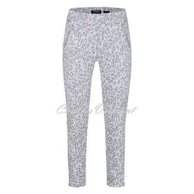 Robell Nena 09 – 7/8 Cropped Trouser 52490-54833-95 (Grey Shimmer Animal Print)