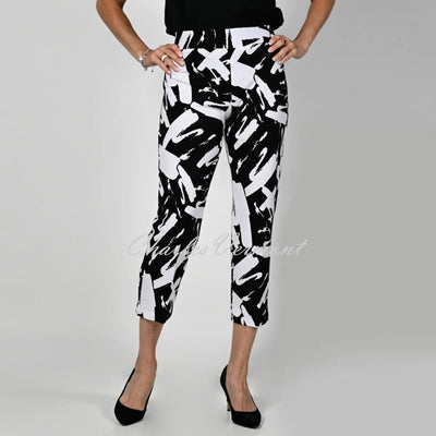 Frank Lyman Printed Cropped Trouser - Style 236221