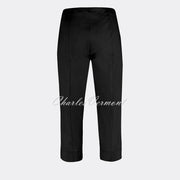 Robell Marie 07 – Cotton Rich Capri Trouser 51664-54056-90 (Black)