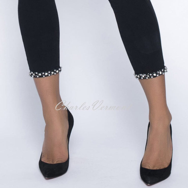 Frank Lyman Black Jean (Diamante Bow Hem) – Style 191116U