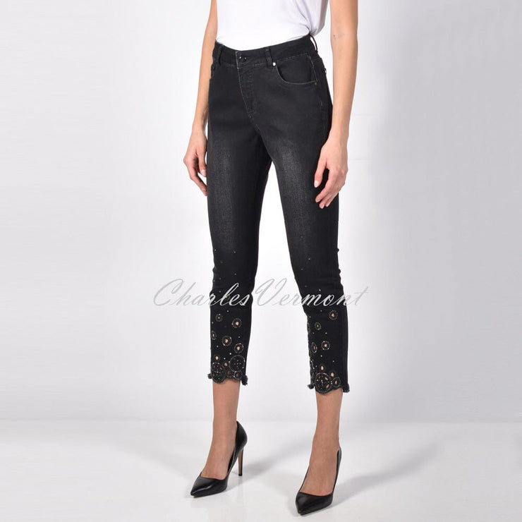 Frank Lyman Black Denim Jean – Style 211099U