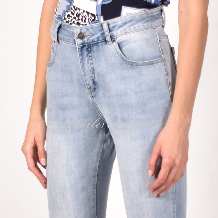 Frank Lyman Denim Jean – Style 211118U (Light Blue)