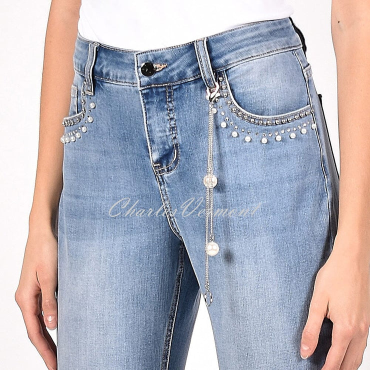 Frank Lyman Capri Jean – Style 211133U
