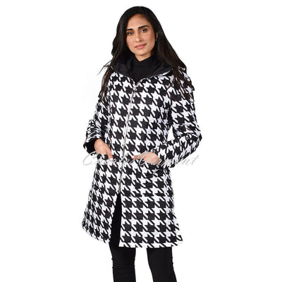 Frank Lyman Houndstooth Hooded Coat – Style 214104U