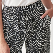 Joseph Ribkoff Abstract Print Culotte Trouser – Style 221314