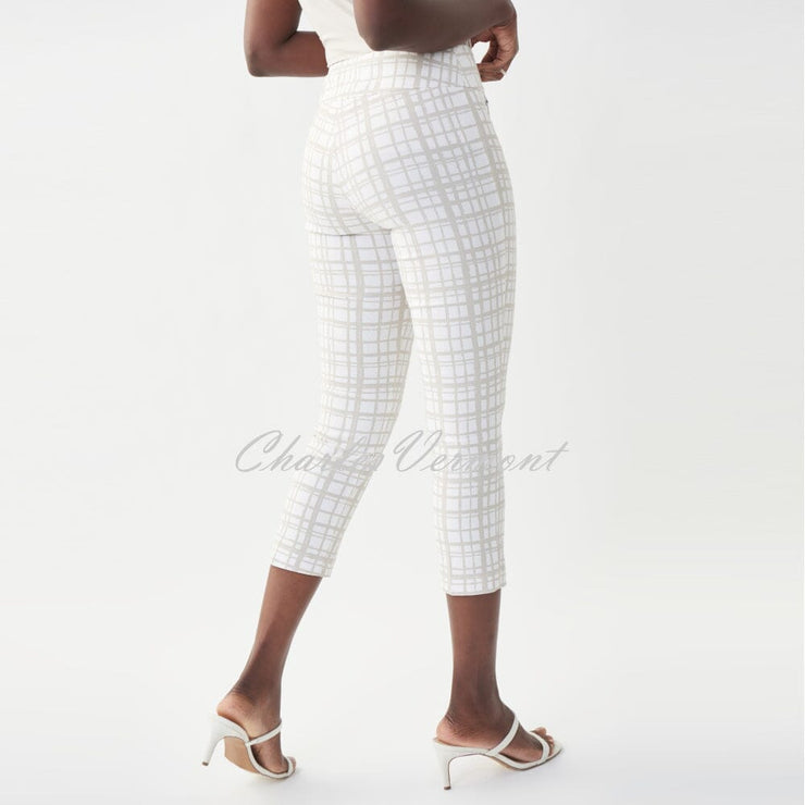 Joseph Ribkoff Plaid Crop Trouser – Style 222259 (Vanilla / Moonstone)