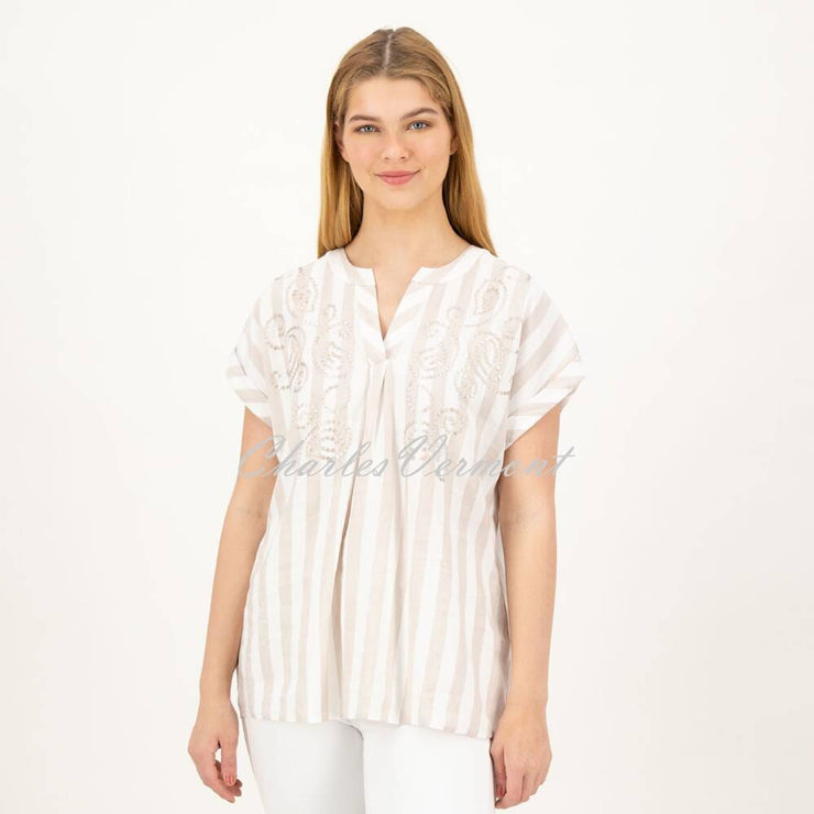 Just White Blouse – Style J1930 (Beige / White)