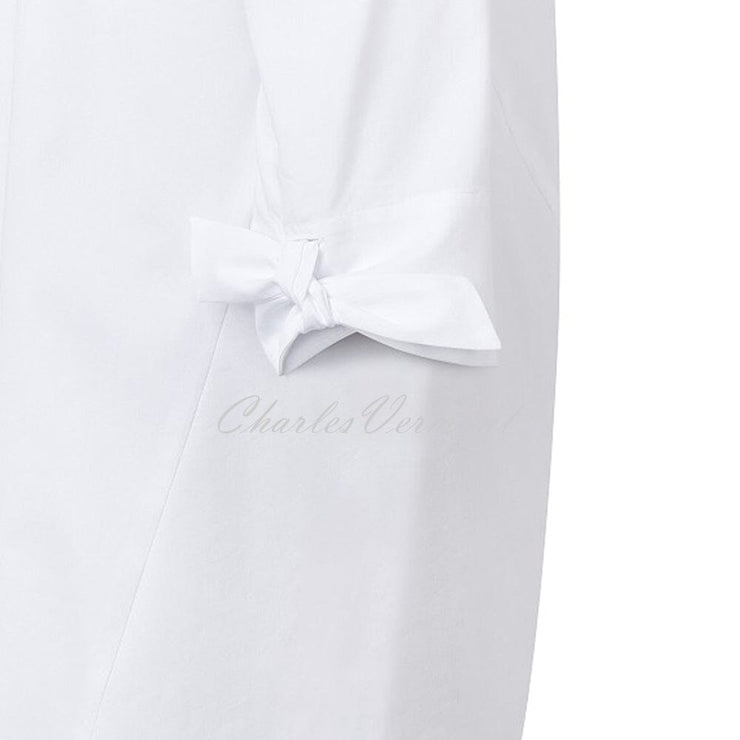 Just White Blouse – Style 43635
