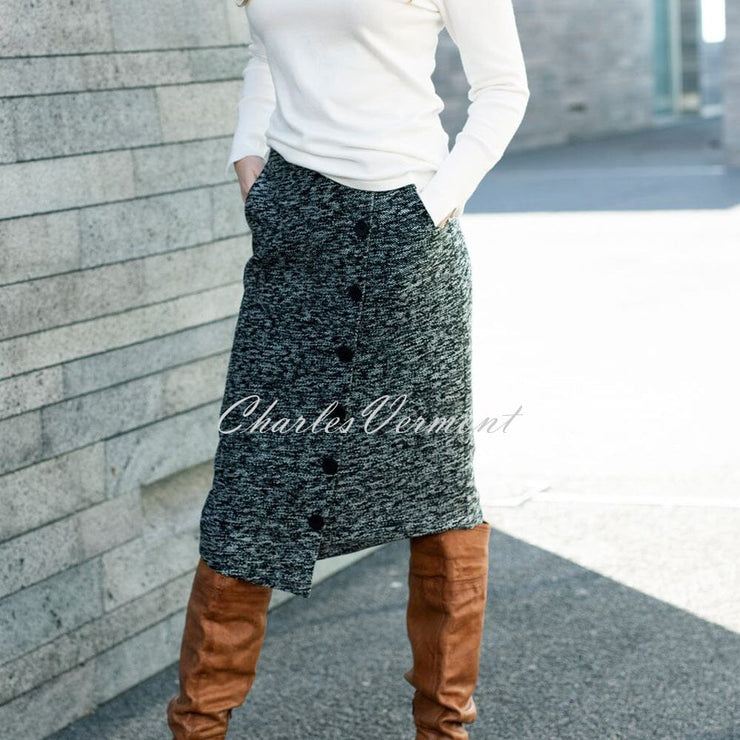 Marble Skirt – Style 5953-104 (Black / Off White)