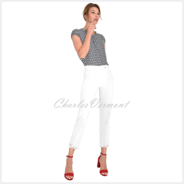 Robell Bella 09 – 7/8 Cropped Trouser 51545-5499-10 (White)