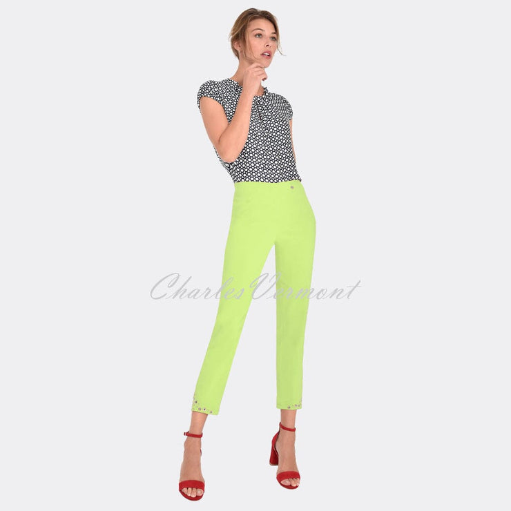 Robell Bella 09 – 7/8 Cropped Trouser 51545-5499-810 (Lime Green)