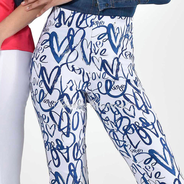 Robell Rose 09 - 7/8 Cropped Super Slim Fit Trouser 51622-54354-69 (Blue Amore Print)